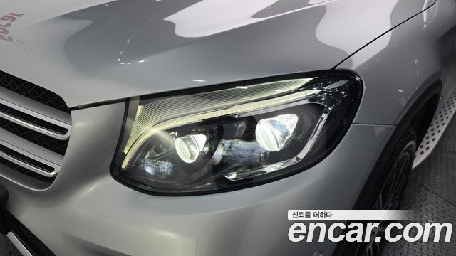 Mercedes-Benz GLC-Class 2019 — photo 8