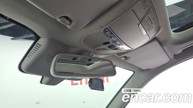 Mercedes-Benz GLC-Class 2019 — photo 28