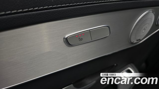 Mercedes-Benz GLC-Class 2019 — photo 30