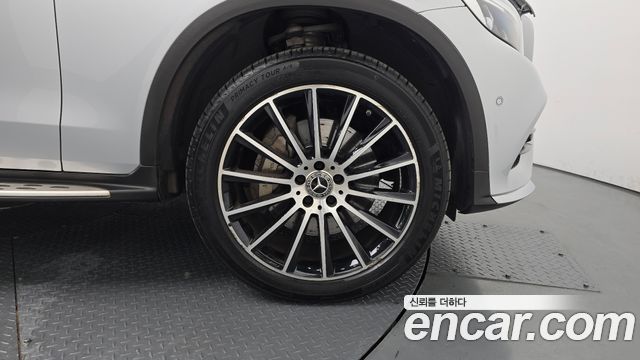 Mercedes-Benz GLC-Class 2019 — photo 31