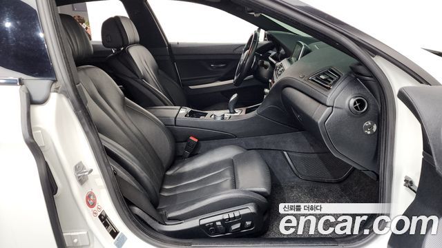 BMW 6-Series 2016 — photo 11