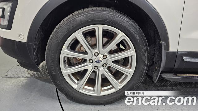 Ford Explorer 2017 — photo 5