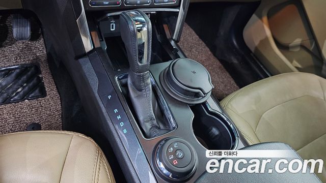 Ford Explorer 2017 — photo 12