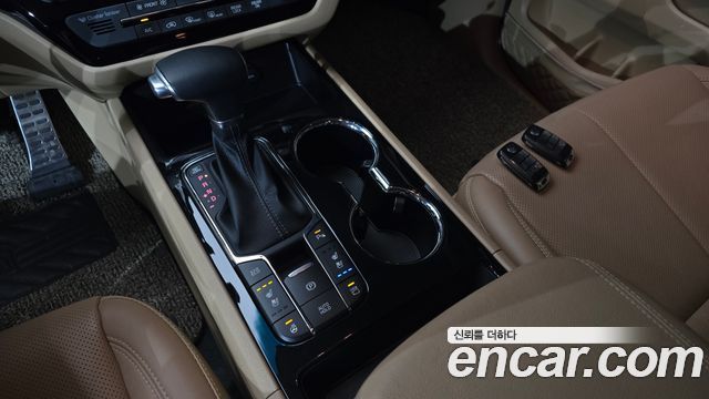 Kia Canival 2019 — photo 9