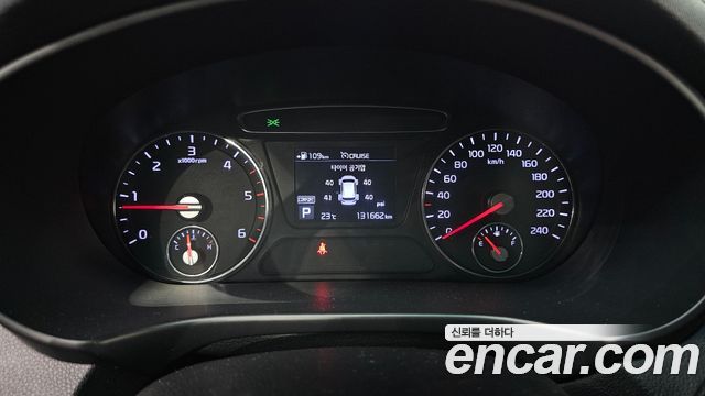 Kia Sorento 2018 — photo 11