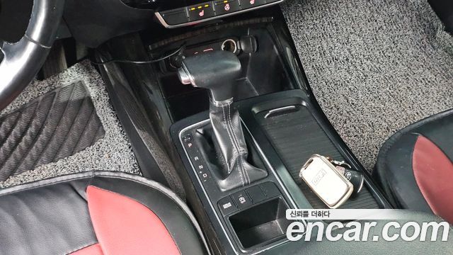 Kia Sorento 2018 — photo 12