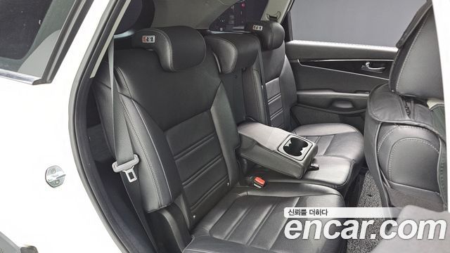 Kia Sorento 2018 — photo 18