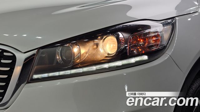 Kia Sorento 2018 — photo 8