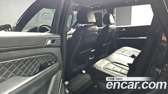 KG Mobility Rexton 2020 — photo 16