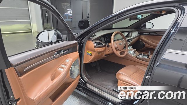 Genesis G90 2019 — photo 10