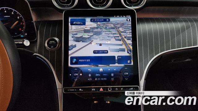 Mercedes-Benz GLC-Class 2025 — photo 12