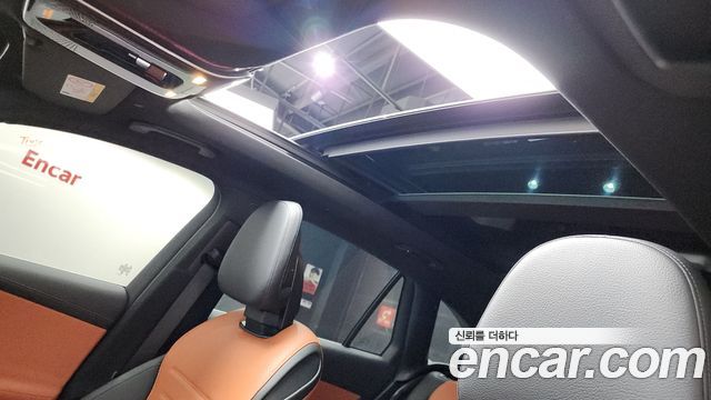 Mercedes-Benz GLC-Class 2025 — photo 16