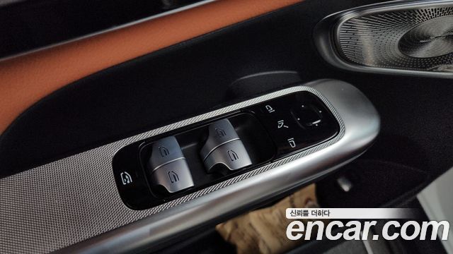 Mercedes-Benz GLC-Class 2025 — photo 20