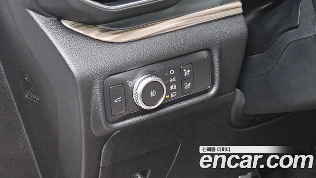 Ford Explorer 2020 — photo 19