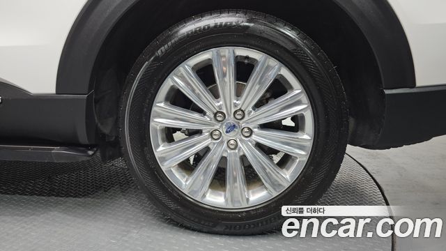 Ford Explorer 2020 — photo 7