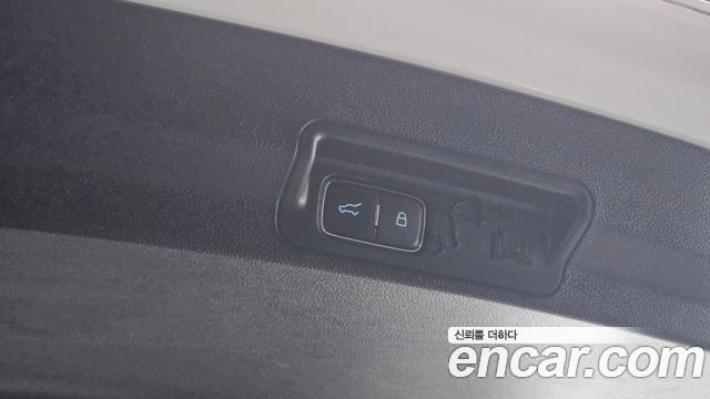 Ford Explorer 2020 — photo 30