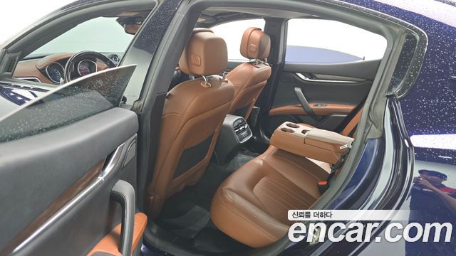 Maserati Ghibli 2018 — photo 12