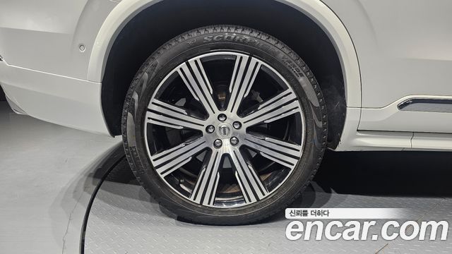 Volvo XC90 2021 — photo 5