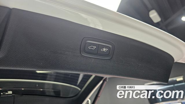 Volvo XC90 2021 — photo 26