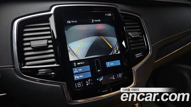 Volvo XC90 2021 — photo 37
