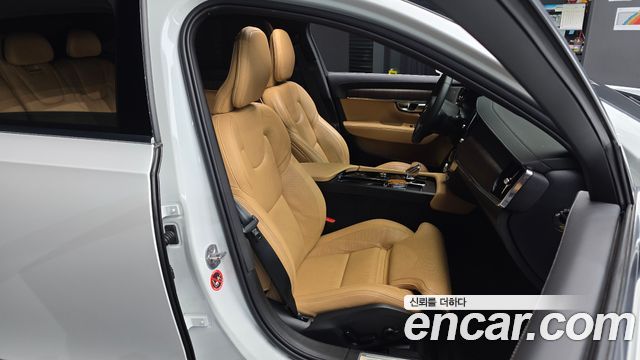 Volvo S90 2024 — photo 16