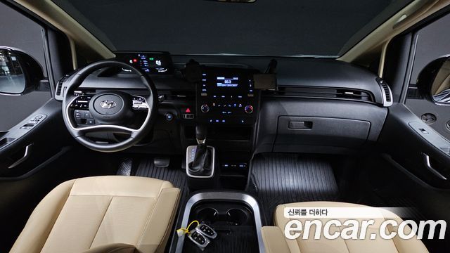 Hyundai Staria 2024 — photo 7
