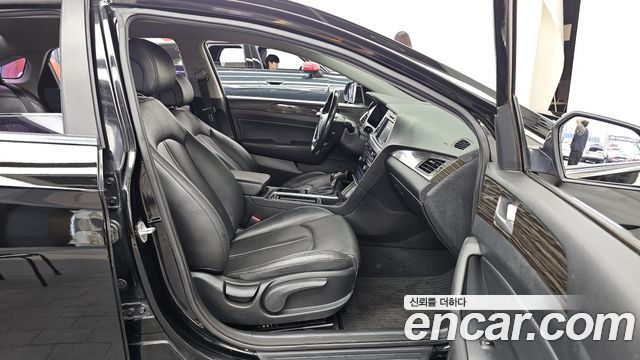 Hyundai Sonata 2015 — photo 11