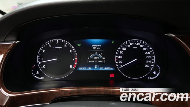 Hyundai Equus 2014 — photo 8