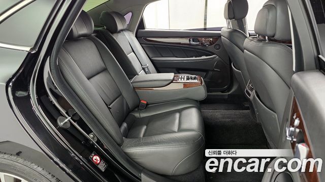 Hyundai Equus 2014 — photo 12