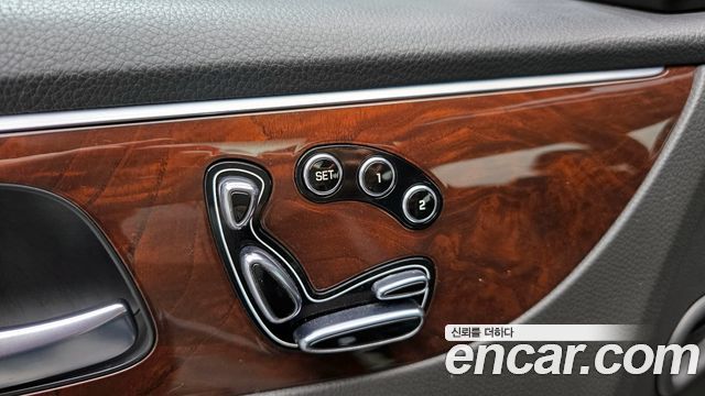 Hyundai Equus 2014 — photo 18