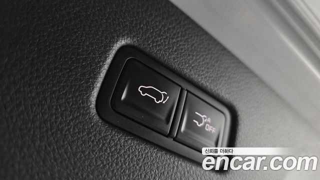 Kia Canival 2021 — photo 26