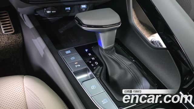 Hyundai AVANTE 2023 — photo 12