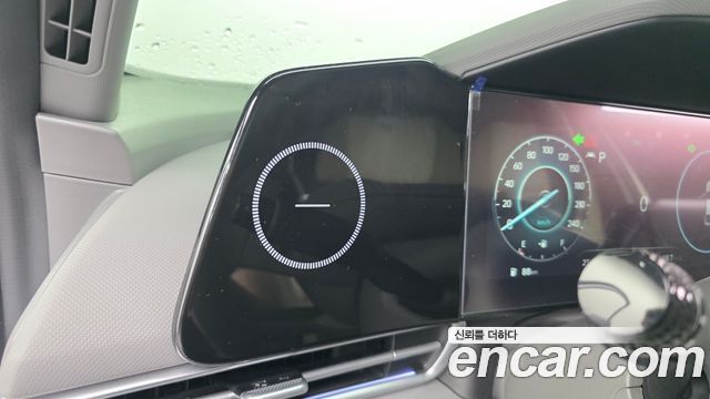 Hyundai AVANTE 2023 — photo 21
