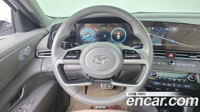 Hyundai AVANTE 2023 — photo 23