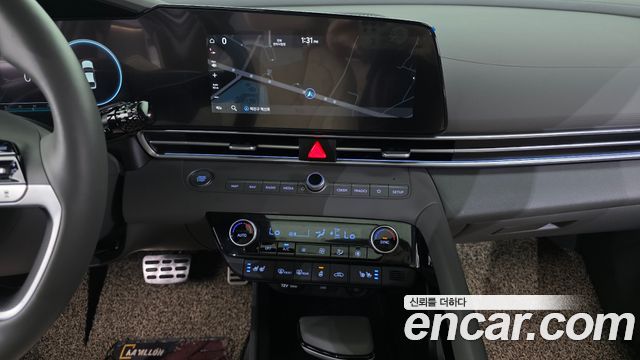 Hyundai AVANTE 2023 — photo 24