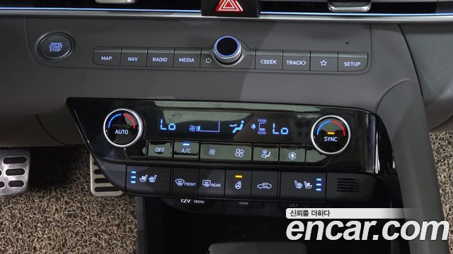 Hyundai AVANTE 2023 — photo 26
