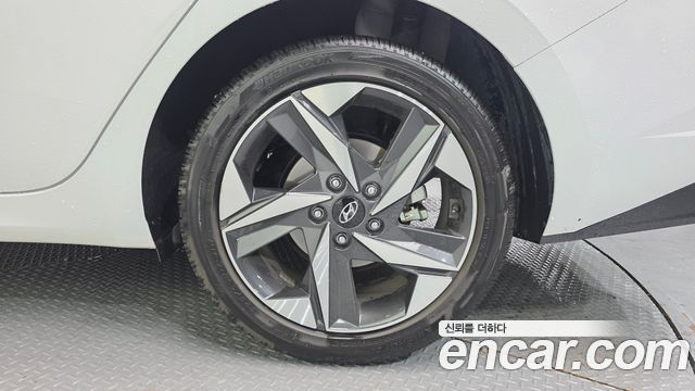 Hyundai AVANTE 2023 — photo 7