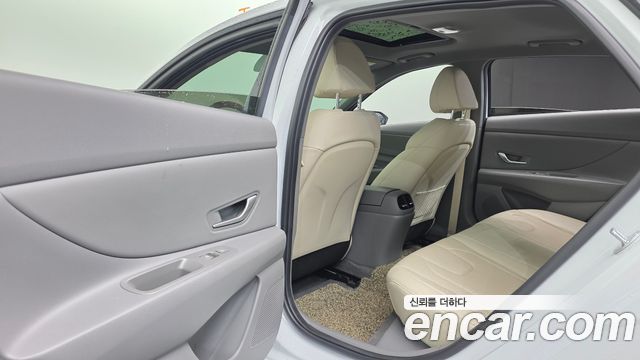 Hyundai AVANTE 2023 — photo 28