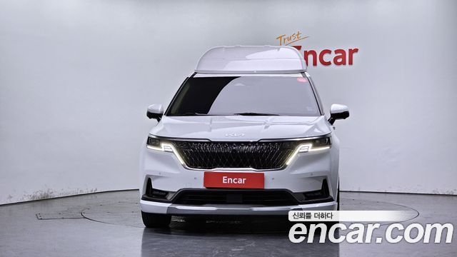 Kia Canival 2022 — photo 3