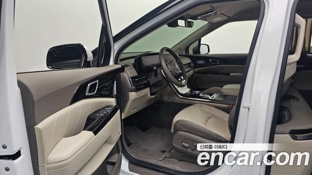 Kia Canival 2022 — photo 13