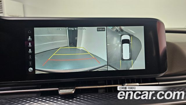 Kia Canival 2022 — photo 21