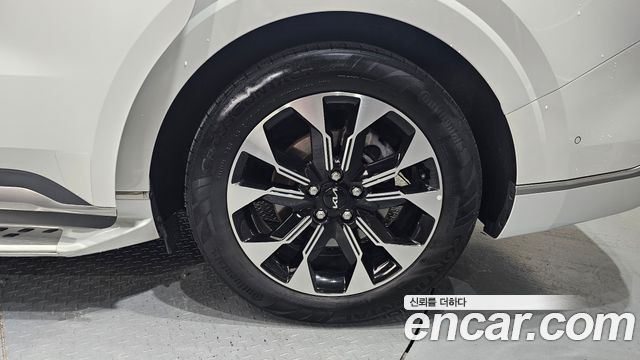 Kia Canival 2022 — photo 7