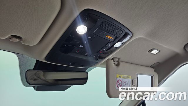 Kia Canival 2022 — photo 28
