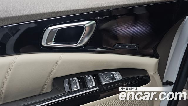 Kia Canival 2022 — photo 31