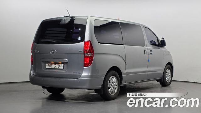 Hyundai Starex 2019 — photo 2