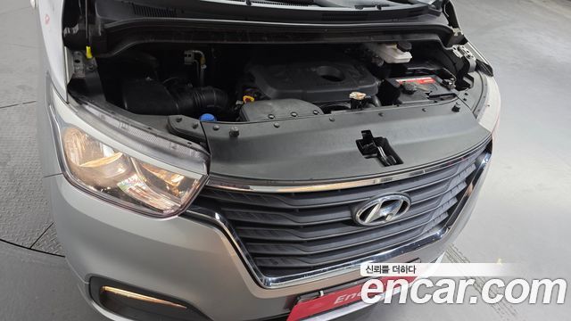 Hyundai Starex 2019 — photo 6
