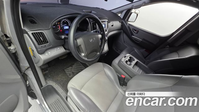 Hyundai Starex 2019 — photo 7