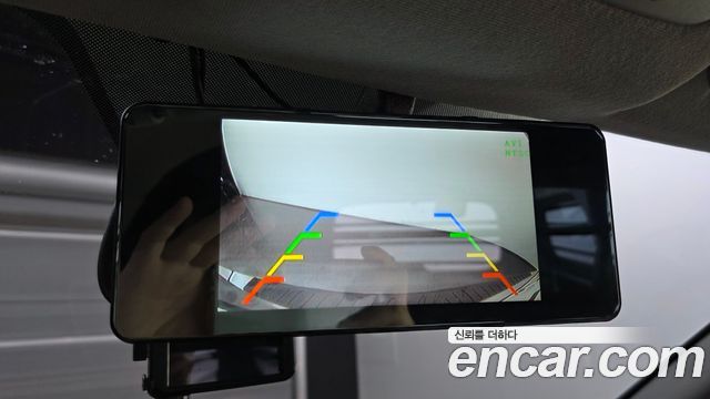 Hyundai Starex 2019 — photo 16