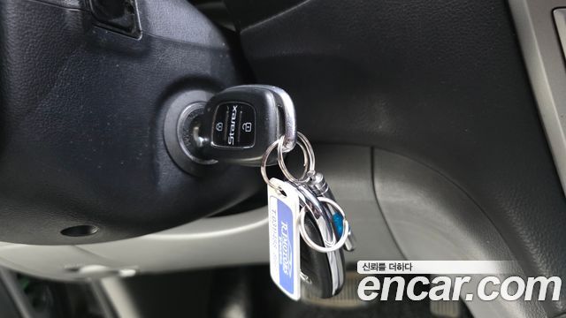 Hyundai Starex 2019 — photo 18