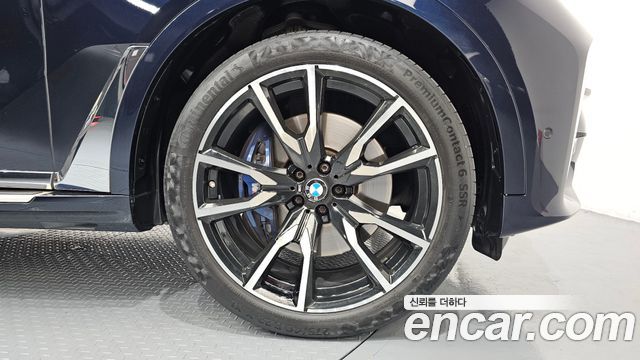 BMW X7 2021 — photo 5